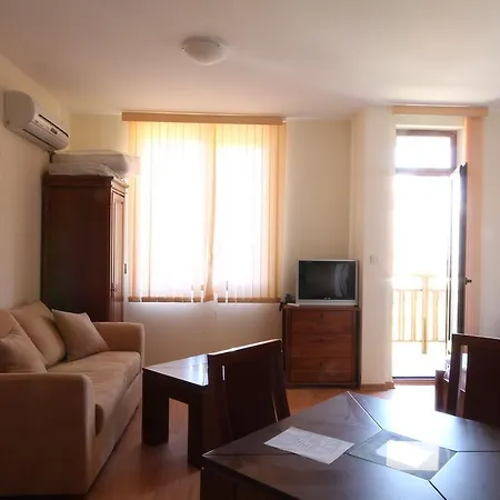 New Estate Garden Of Eden Apartament *